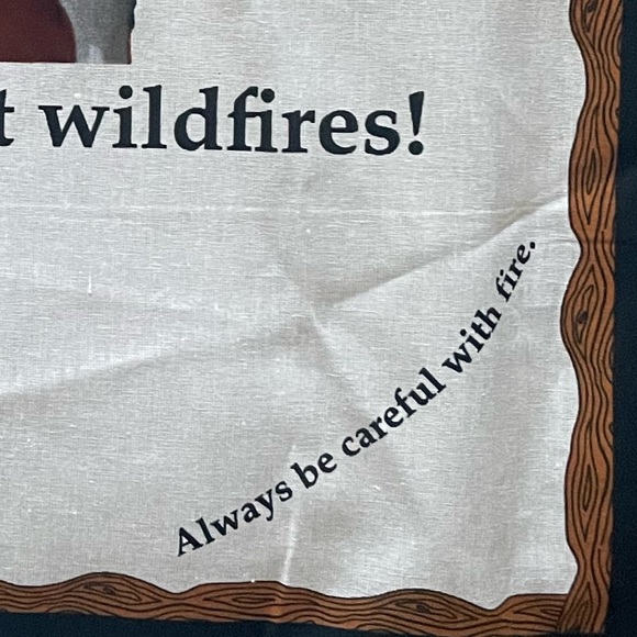 🐻Vintage Smokey the Bear Only You Can Prevent Wild Fires Bandana Handkerchief - Picture 3 of 3